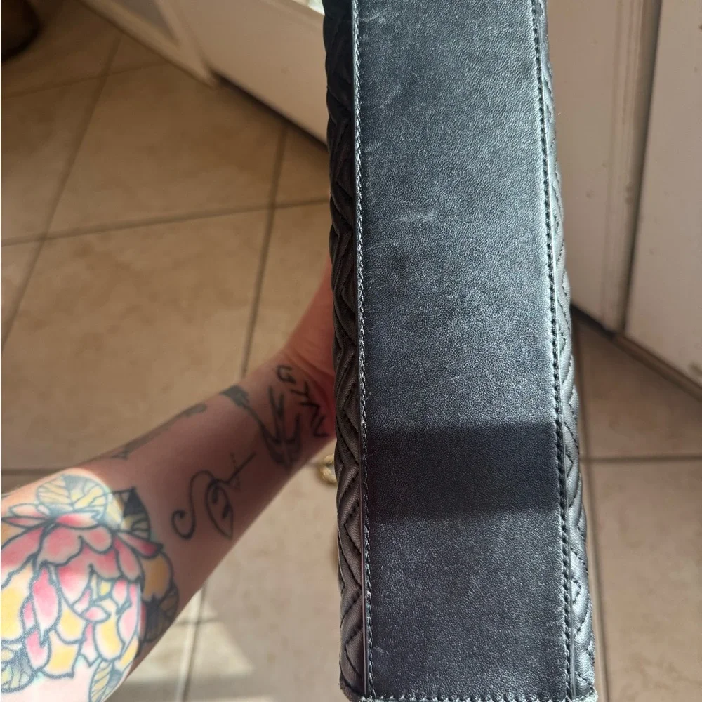 Tory Burch Fleming Purse - Picture 7 of 10